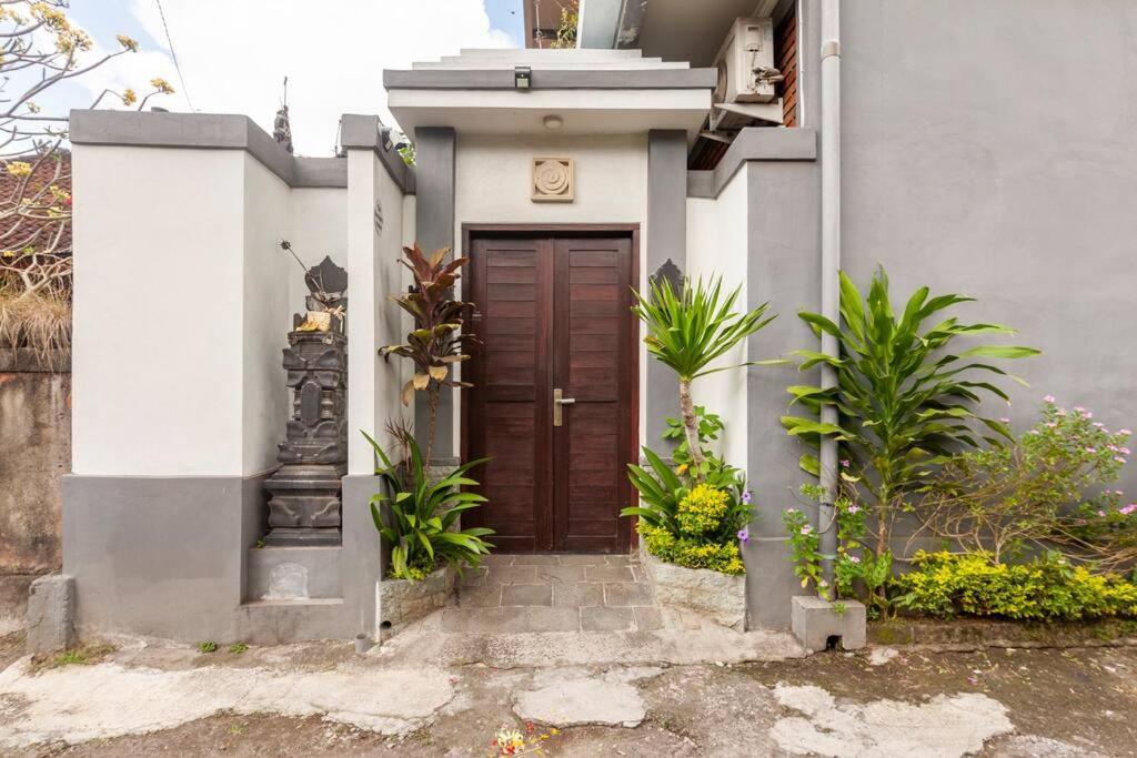 Hotel The Backyard House Selemadeg Exterior foto
